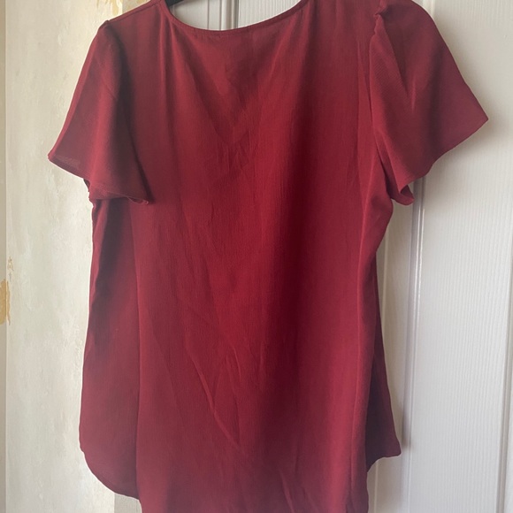 Red Polyester blouse - Picture 2 of 3